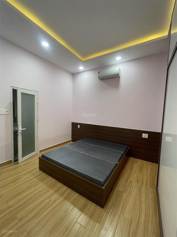 Nhà phố cho thuê full nội thất giá 15tr/tháng  hương