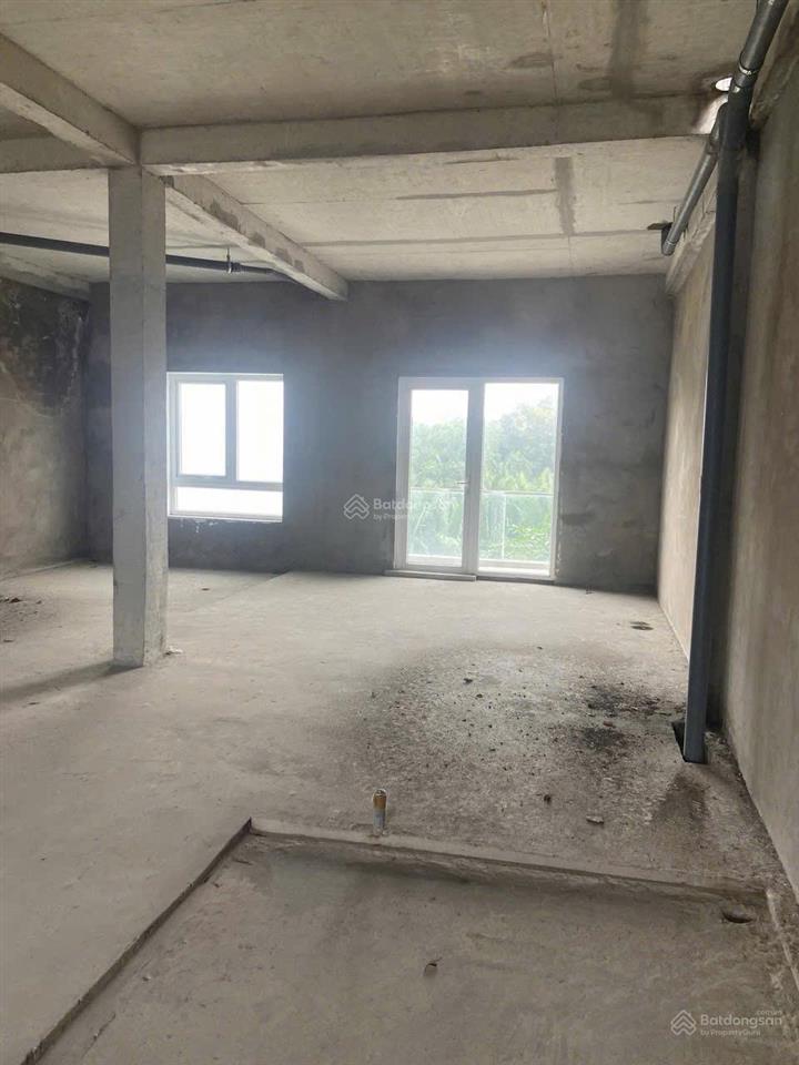 Chính chủ gửi bán nhà phố dt 119m2 giá 12 tỷ  hương