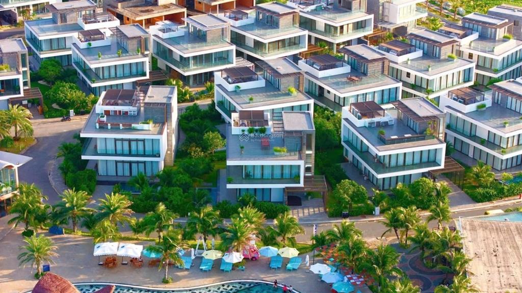 Bán biệt thự biển 650m cam kết thuê lại dòng tiền 2,5 tỷ/năm, giá 48 tỷ