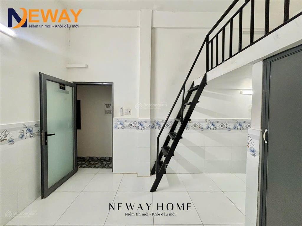 Phòng trọ có gác rộng thoáng sẵn nội thất ngay hương lộ 2