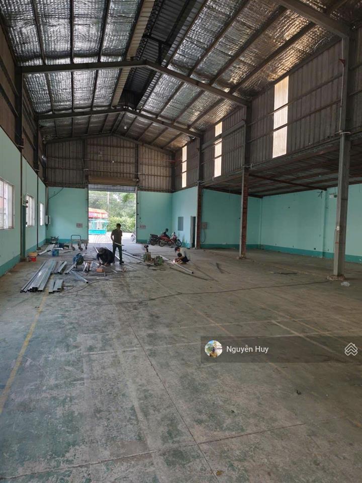 Cho thuê kho, nhà xưởng 1000m2 tại tỉnh lộ 825, đức hòa, long an, 70 triệu/tháng  0909 913 ***