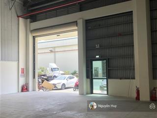 Cho thuê kho, nhà xưởng tại khu công nghiệp bình chánh dt 680m2.  0909 913 ***