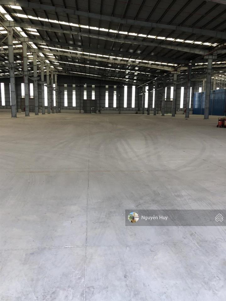 Cho thuê kho, nhà xưởng xã long cang, cần đước, long an dt 2000m2 đường xe cont.  0909 913 ***