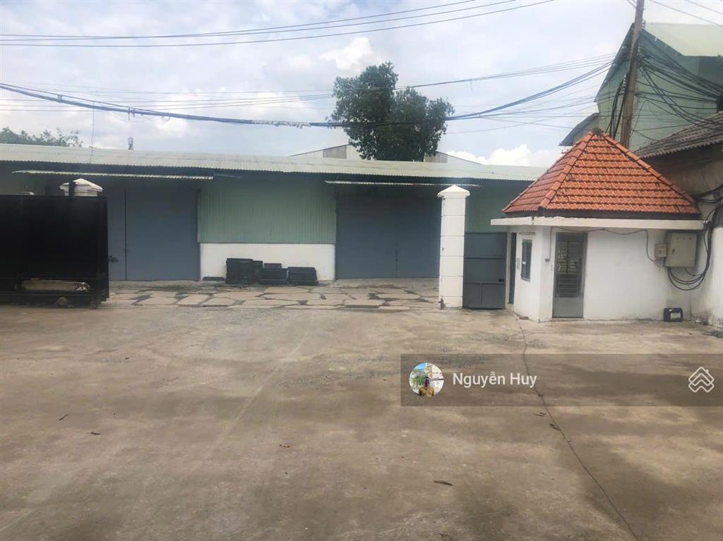 Cho thuê kho xưởng trần đại nghĩa, gần bình tân, khuôn viên 2500m2 xưởng 1700m2, văn phòng 300m2