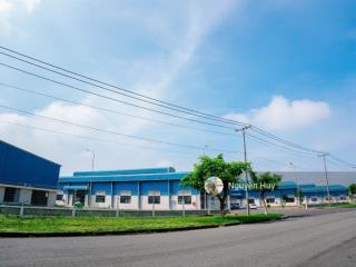 Cho thuê kho xưởng trong khu công nghiệp long an dt 10000 m2.  0909 913 ***