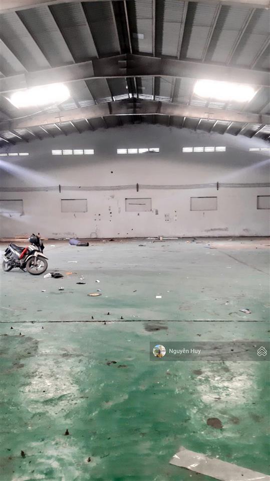 Cho thuê kho, nhà xưởng tại bình tân dt khuôn viên 1200m2, xưởng 900m2 văn phòng 200m2 giá 90tr/th