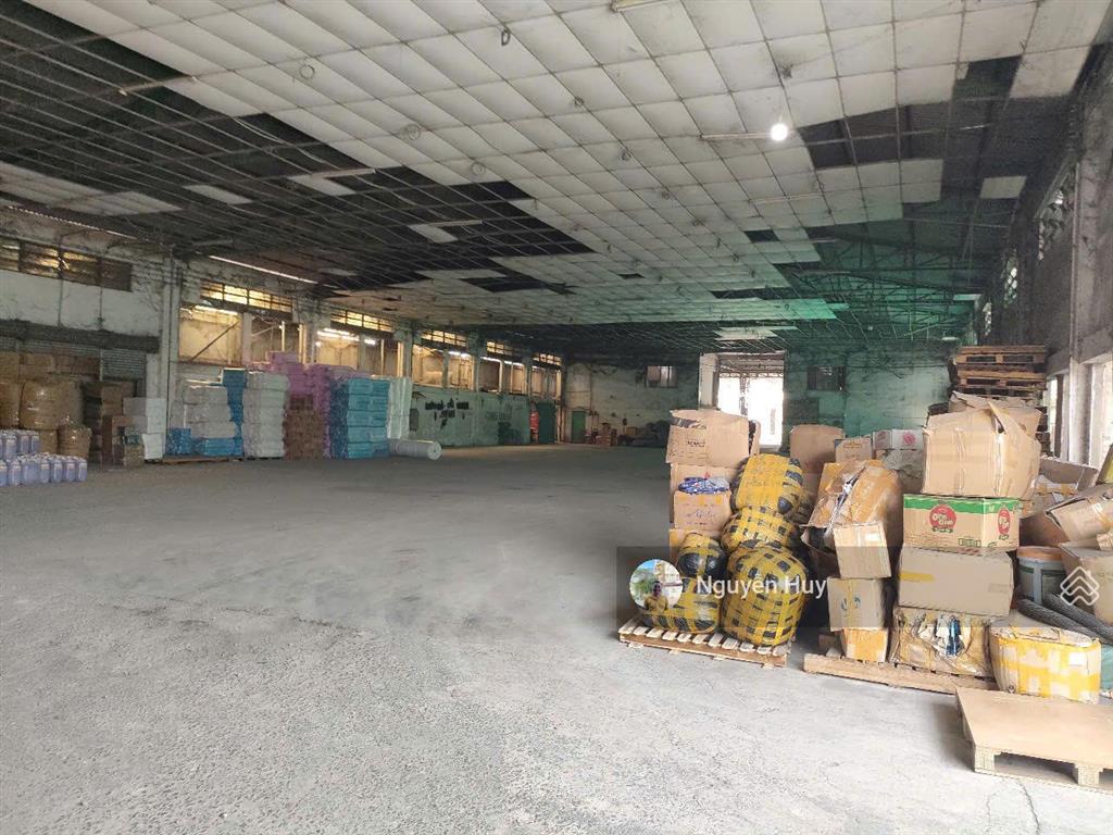 Cho thuê kho, nhà xưởng khuôn viên 4000m2 xưởng 1600m2 mặt tiền an dương vương,  0909 913 ***