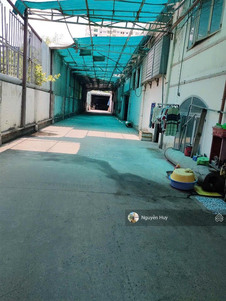 Cho thuê kho, nhà xưởng khuôn viên 4000m2 xưởng 1600m2 mặt tiền an dương vương,  0909 913 ***