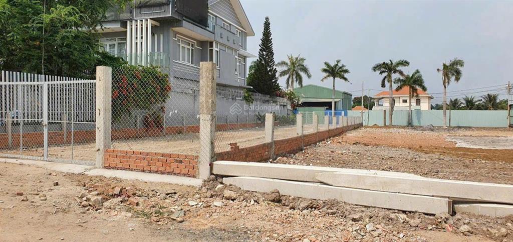 Mặt tiền sông sài gòn quận 12 dt 9,3x50 420m2 giá 31 tỷ thương lượng