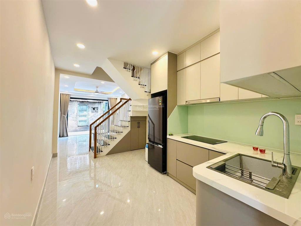 Bán nhà hẻm 5m phan văn trị p5 gò vấp, nhà 3 lầu 4pn 3wc giá 6 tỷ 980 triệu tl nhẹ