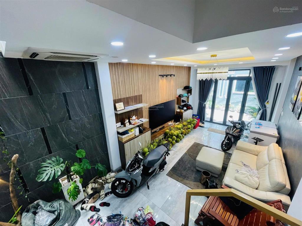 Bán nhà hẻm xe hơi cách 30m ra mặt tiền quang trung p8 gò vấp 4x20 cn76m2 nhà 4 lầu đẹp giá 9 tỷ 7