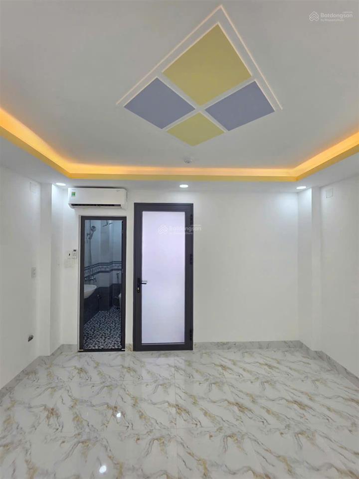 Bán nhà mới xây hẻm xe hơi 114 dương quảng hàm p5 gò vấp 4,2x16 nhà 4 lầu giá 9 tỷ 5