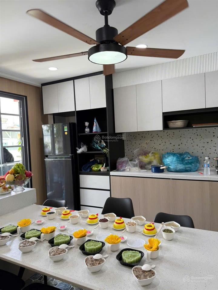 Bán chdv hẻm 6m nguyễn thái sơn gò vấp 12 phòng đang cho thuê 65 triệu/tháng. giá bán 12.8 tỷ tl
