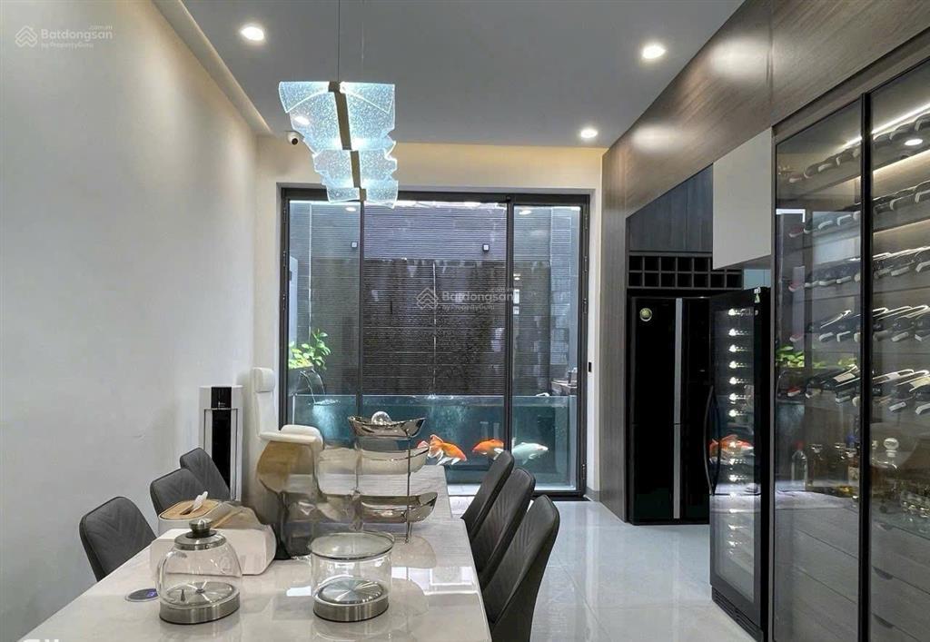 Bán biệt thự phú mỹ hưng, khu compound hưng thái 2  trang bị smarthome toàn bộ nhà  126m²