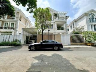 Bán biệt thự phú mỹ hưng, căn kế góc view trực diện công viên khu nam viên  giá cực tốt