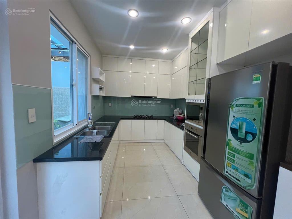 Giá cực tốt!!! cho thuê biệt thự phú mỹ hưng, khu mỹ văn 2, 4pn  4wc