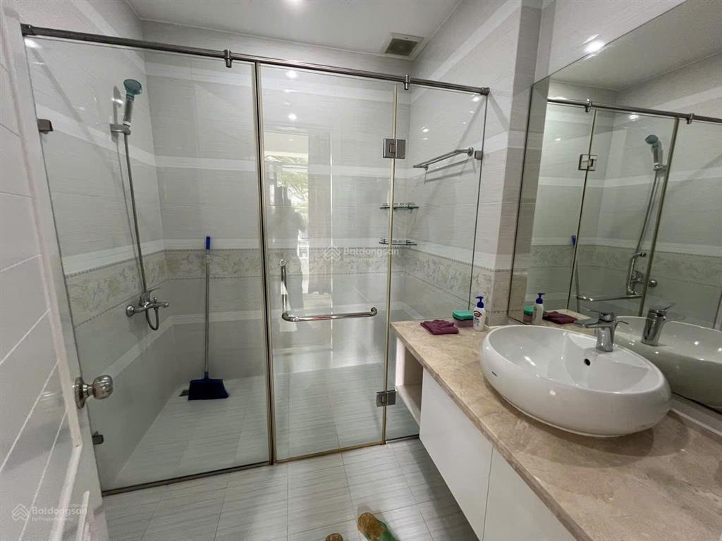 Giá cực tốt!!! cho thuê biệt thự phú mỹ hưng, khu mỹ văn 2, 4pn  4wc