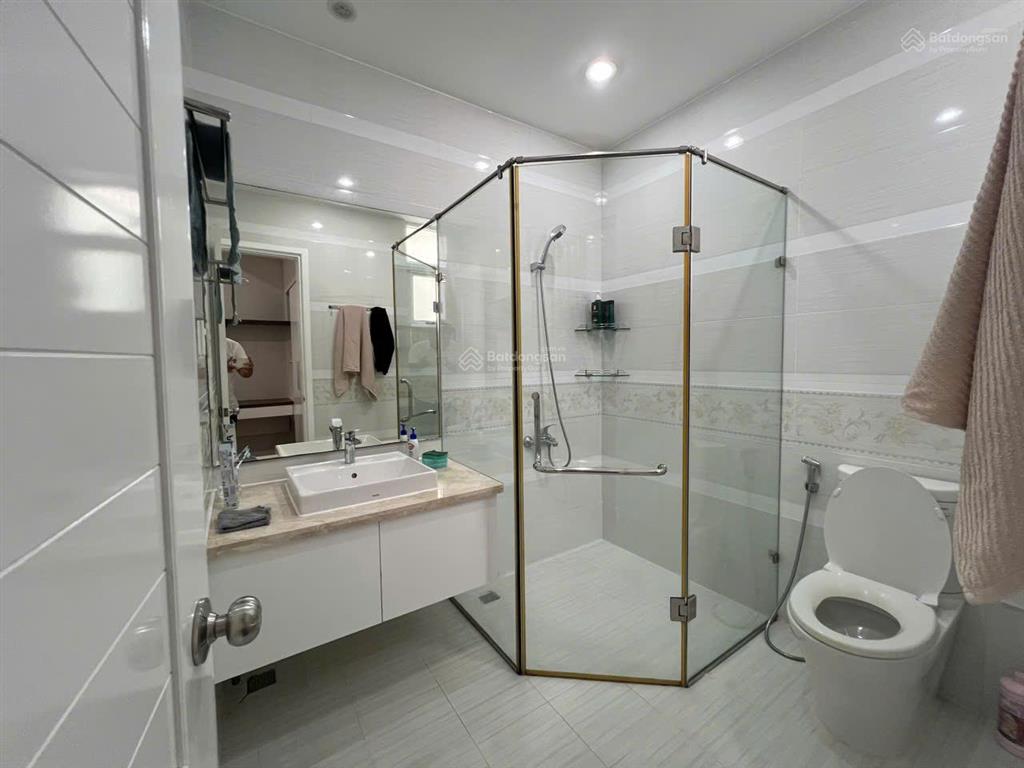 Giá cực tốt!!! cho thuê biệt thự phú mỹ hưng, khu mỹ văn 2, 4pn  4wc