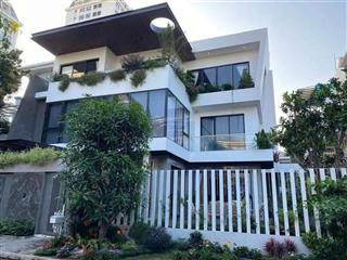 Cho thuê biệt thự phú mỹ hưng, khu mỹ thái 2b 256m2 5pn + phòng làm việc sân vườn & hồ cá koi