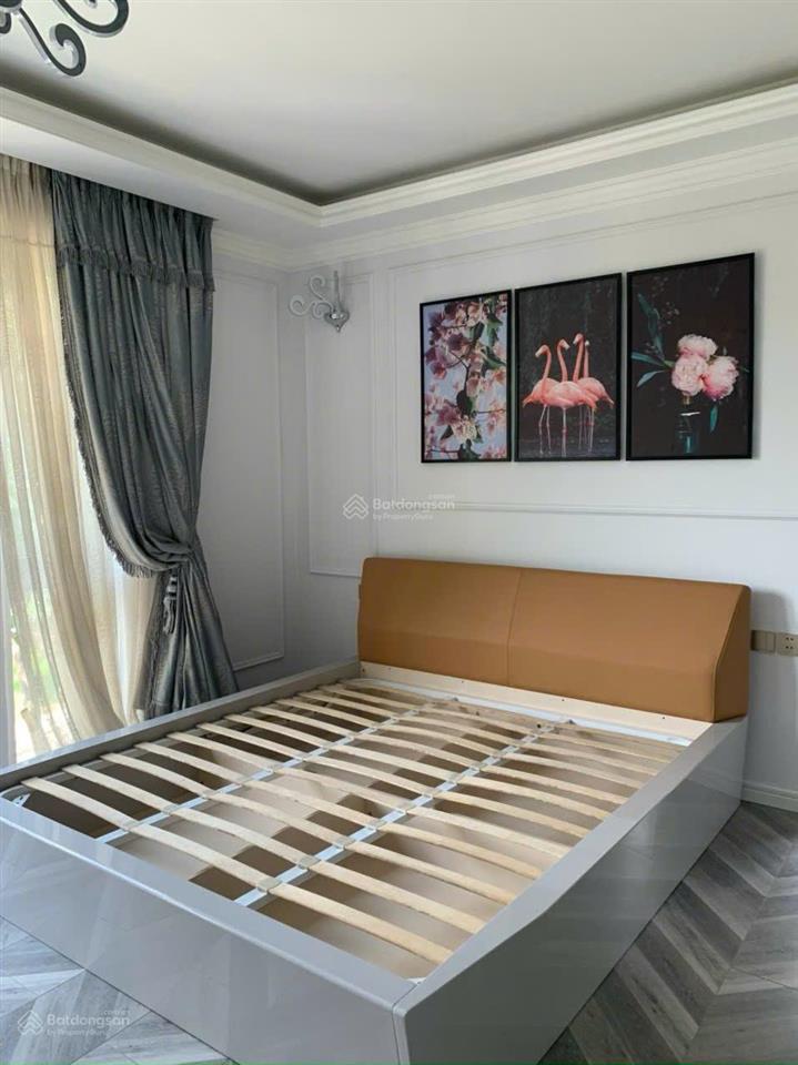 Cho thuê biệt thự đơn lập nam thông 1  270m2  có hồ bơi riêng & thang máy hiện đại