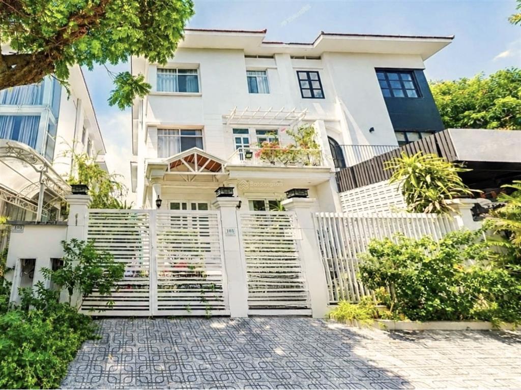 Bán biệt thự phú mỹ hưng, căn song lập mỹ kim 3  9,5x18,75m vị trí đắc địa, quỹ căn hiếm