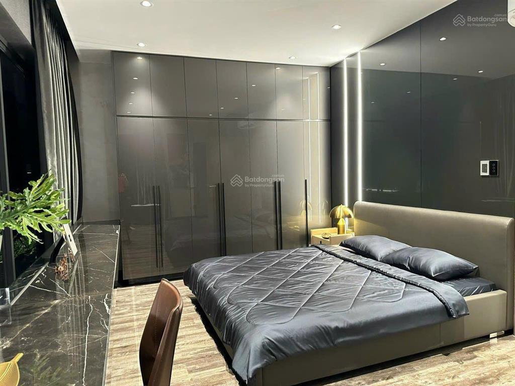 Bán biệt thự phú mỹ hưng, khu hưng thái 1 7x18m 5pn đầy đủ nội thất cao cấp