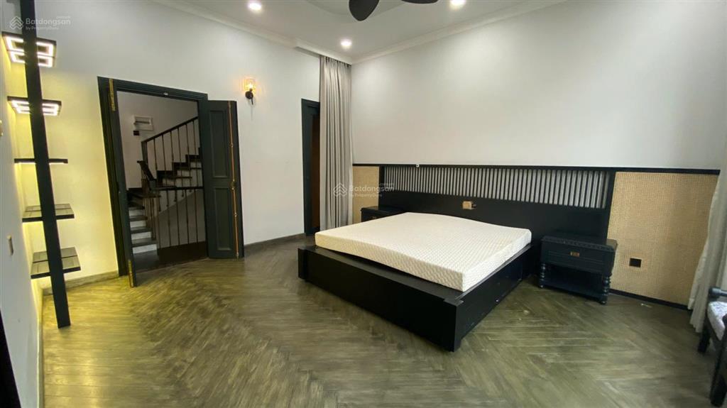 Bán biệt thự phú mỹ hưng, khu mỹ thái 1a 2 mặt tiền trước sau đang cho thuê 45 triệu/tháng