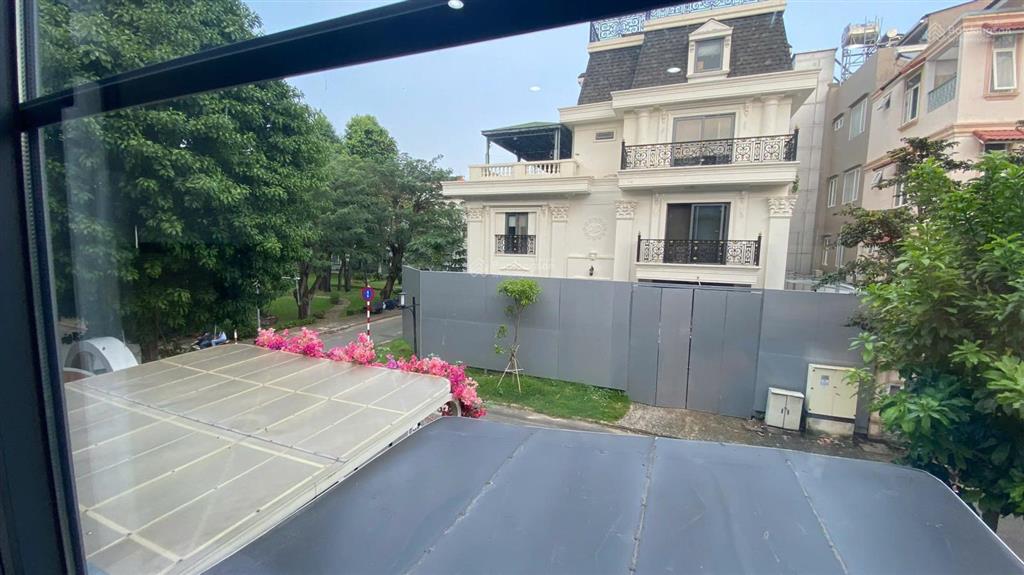 Bán biệt thự phú mỹ hưng, khu mỹ thái 1a 2 mặt tiền trước sau đang cho thuê 45 triệu/tháng
