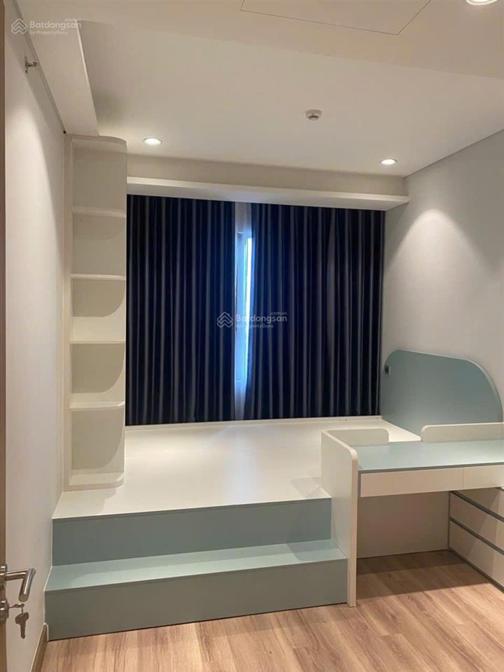 Bán căn hộ the horizon phú mỹ hưng full nội thất có ô xe 3 phòng ngủ