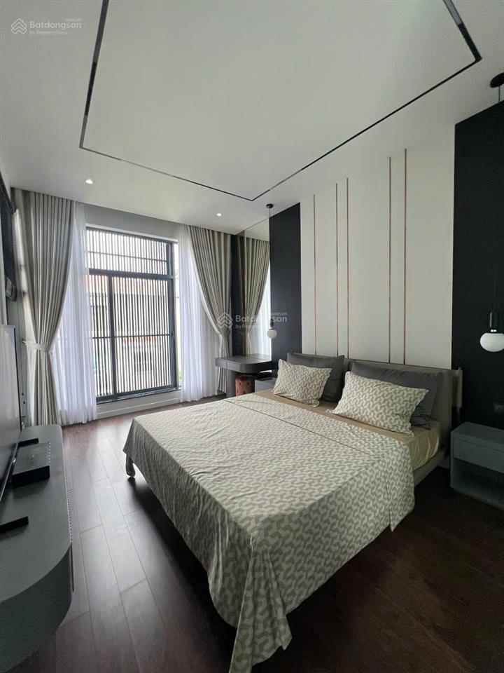 Cho thuê biệt thự mỹ hưng 5 phòng ngủ full nội thất đẹp  8,13 x 19m