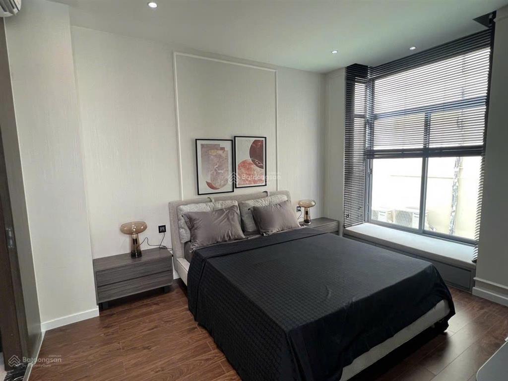 Cho thuê biệt thự mỹ hưng 5 phòng ngủ full nội thất đẹp  8,13 x 19m