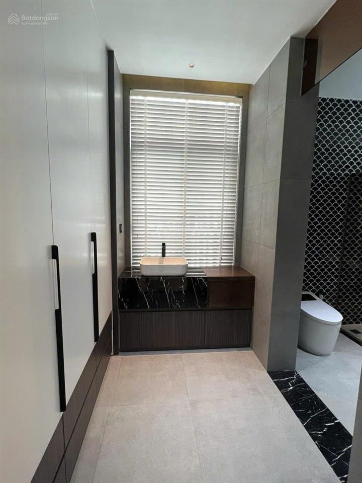 Cho thuê biệt thự mỹ hưng 5 phòng ngủ full nội thất đẹp  8,13 x 19m