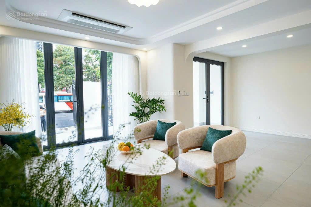 Cho thuê biệt thự phú mỹ hưng, khu mỹ thái 3 đối diện trường quốc tế canada, full nội thất đẹp