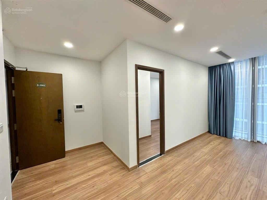 Kẹt tiền bán gấp eco green sài gòn, 6,4 tỷ, 80m2, 3pn, 2wc, sổ hồng
