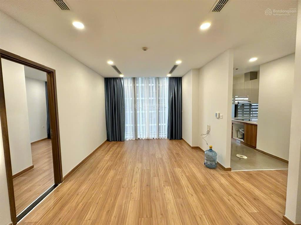 Kẹt tiền bán gấp eco green sài gòn, 6,4 tỷ, 80m2, 3pn, 2wc, sổ hồng