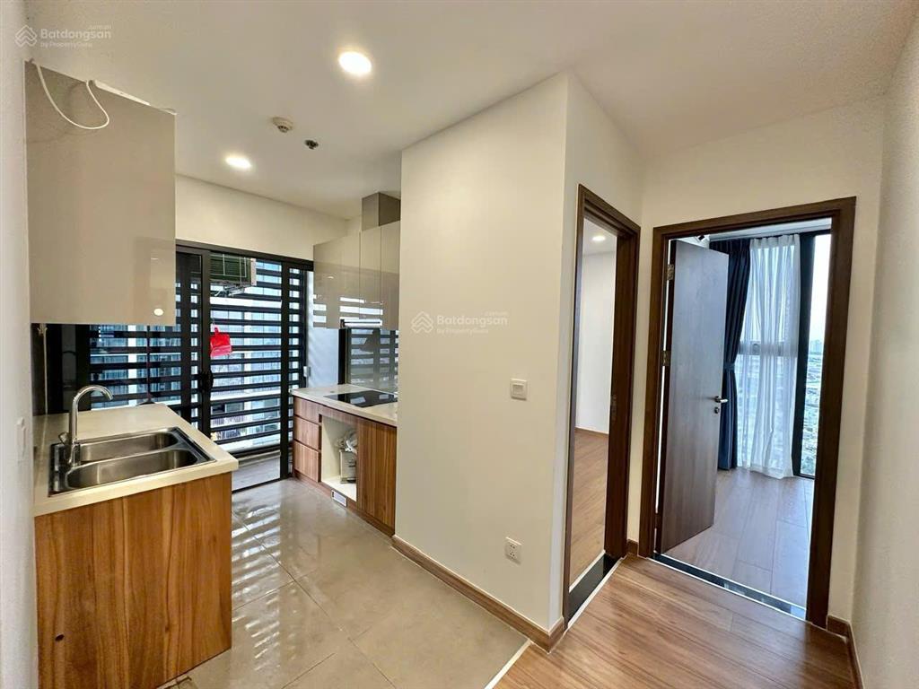 Kẹt tiền bán gấp eco green sài gòn, 6,4 tỷ, 80m2, 3pn, 2wc, sổ hồng