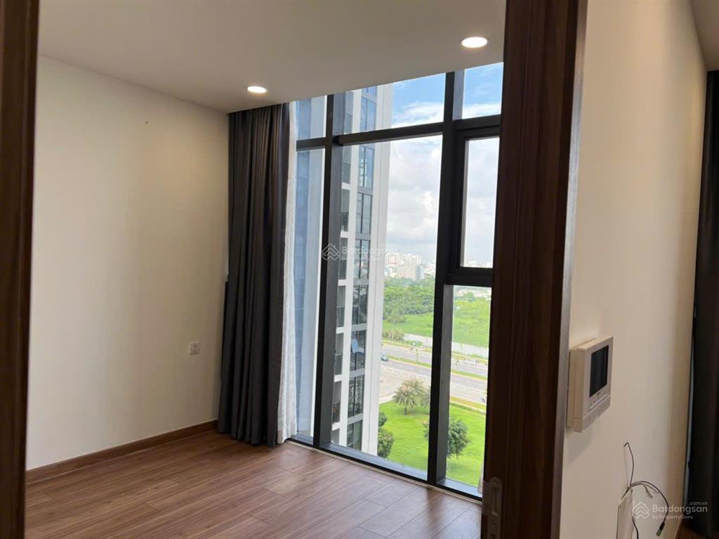 Bán căn hộ eco green sài gòn, 6 tỷ vnd, 70 m2, 2pn, 2wc, căn góc, sổ hồng
