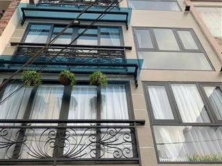 Siêu phẩm hẻm xe tải ngủ nhà  trung tâm q 10 , 5 tầng mới xây, ngang 6m , nội thất nhỉnh 8 tỷ