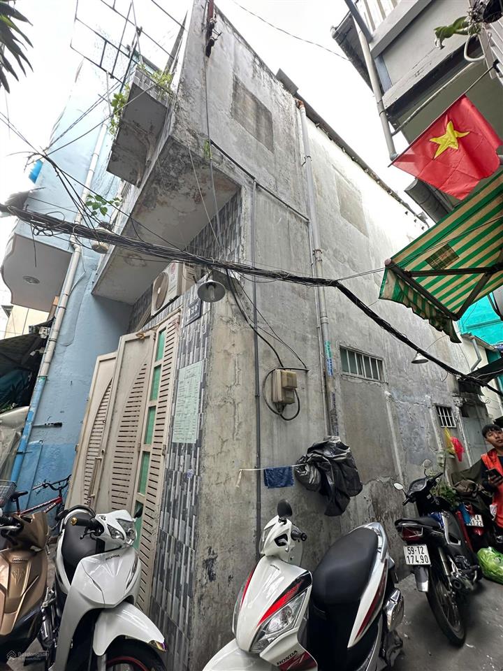 Nhỉnh 5 tỷ có ngay nhà vip khu nhà giàu 391 trần hưng đạo, quận 1