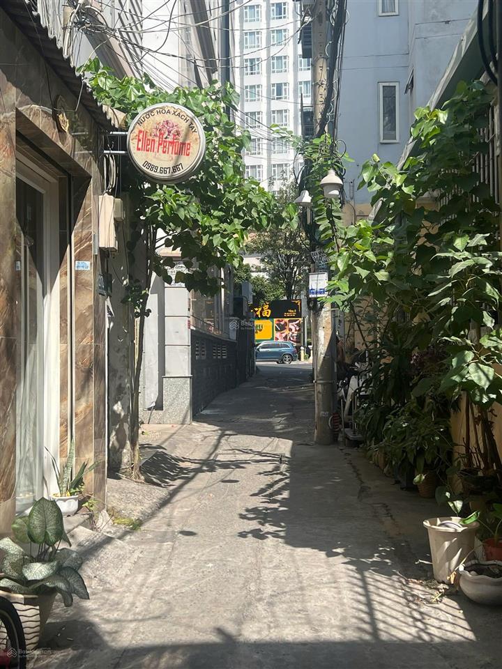 Cực phẩm sát mt hoàng văn thụ  5 tầng ngang hơn 4m  nhỉnh 5 tỷ