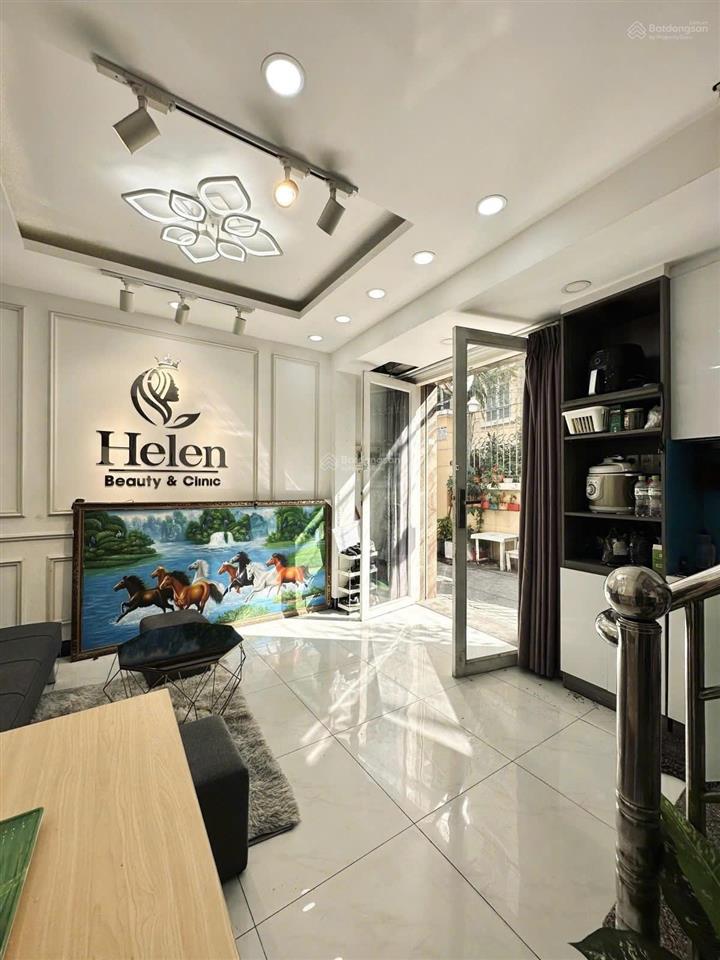 Cực phẩm sát mt hoàng văn thụ  5 tầng ngang hơn 4m  nhỉnh 5 tỷ