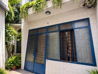 Nhỉnh 5 tỷ có ngay nhà trung tâm q1  ngang 8m, dtsd 72m2 cách mặt tiền hai bà trưng vài bước chân