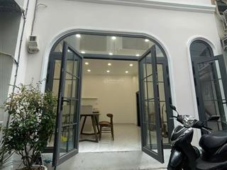 Hẻm vip 666 quận 10 ngang 5m  hẻm xe hơi  3 tầng , 3 phòng ngủ  nhỉnh 6 tỷ