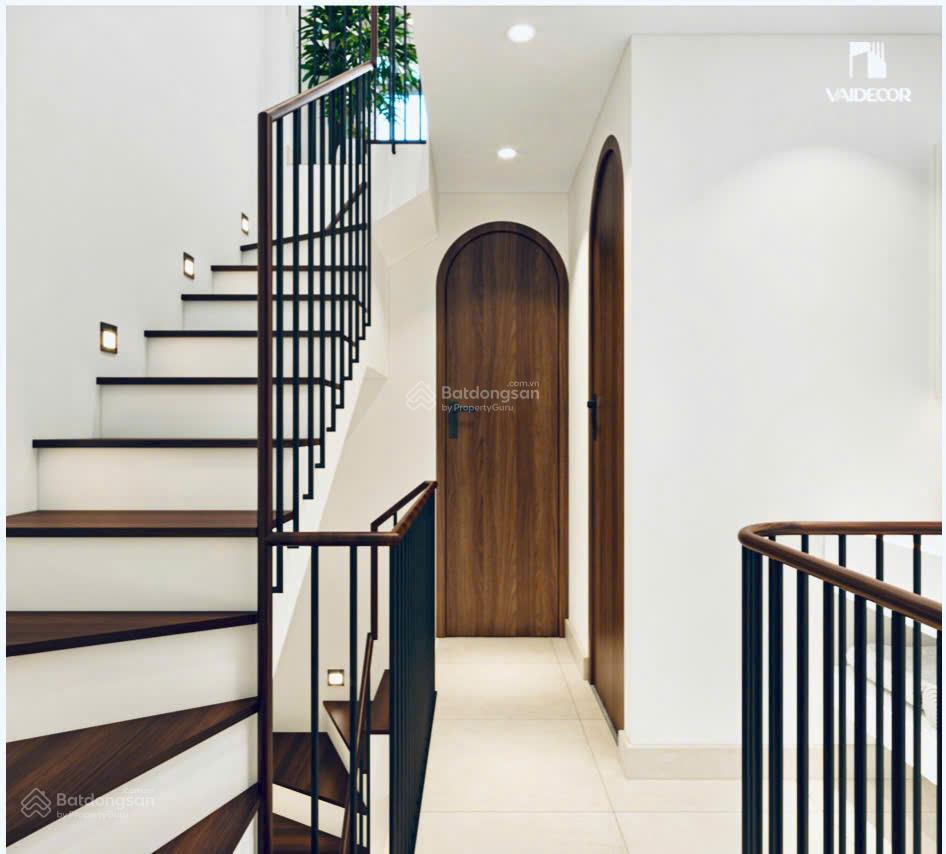 Nhà trung tâm q5, 3 tầng, cn 30m2, 2 pn, 10 m ra mt, nhà mới đẹp nội thất xịn xò, nhỉnh 6 tỷ