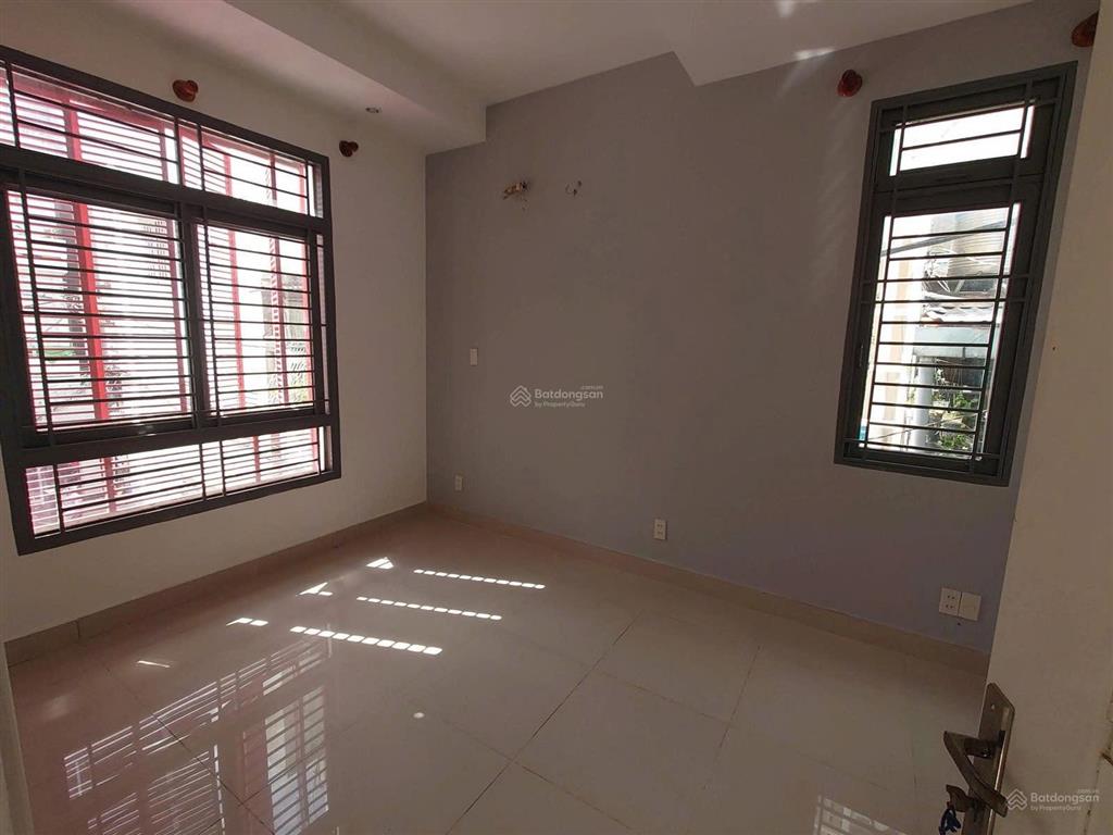 Cực phẩm ngang 11m hxh sát nguyễn văn trỗi  nhà mới 4 tầng btct 3 mặt tiền  nhỉnh 9 tỷ