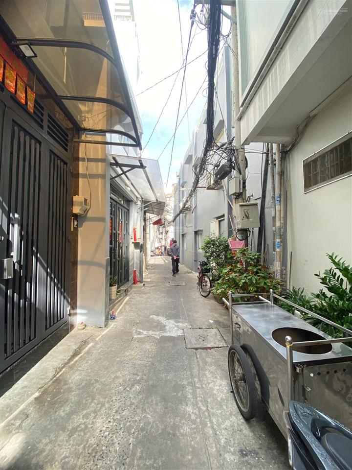 Nhà trung tâm q5  sát mặt tiền  nhỉnh 7 tỷ