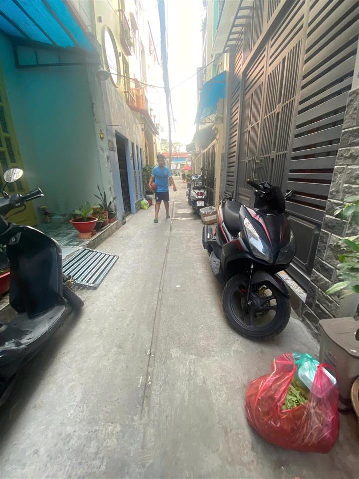 Nhà nguyễn trãi trung tâm q1 nhỉnh 9 tỷ  ngang trên 4m 4 tầng, 7 phòng ngủ  dòng tiền 350 triệu