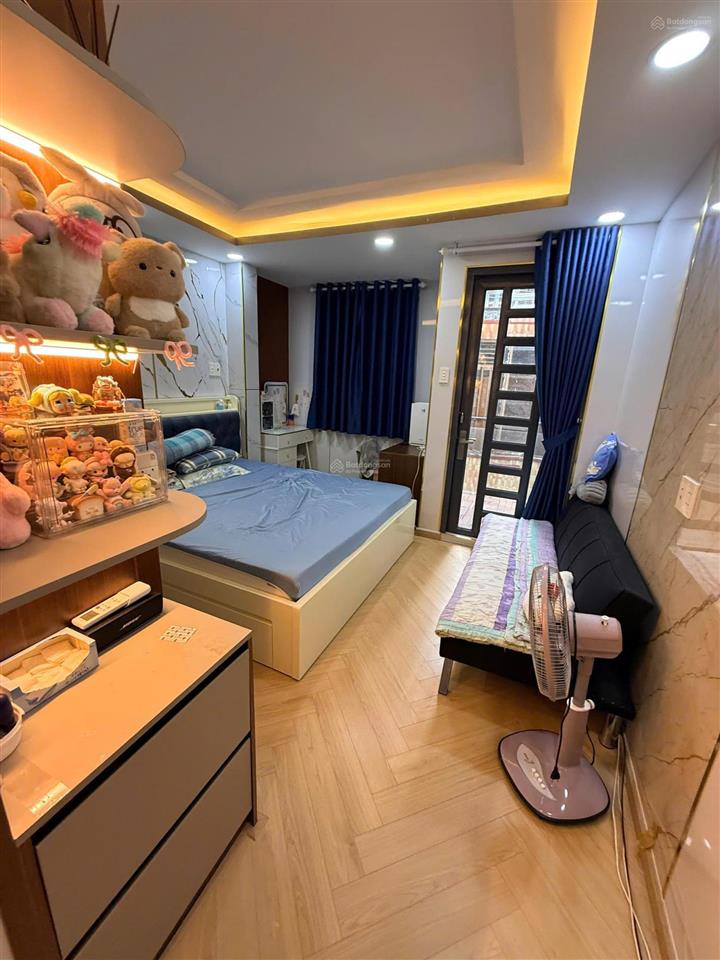 Siêu phẩm nhà mới hồ thị kỷ  ngang gần 4m  chủ bán gấp chỉ nhỉnh 6 tỷ