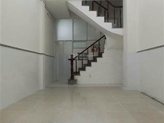 Ngay vòng xoay lê hồng phong  lý thái tổ  quận 10 chỉ 7. x tỷ