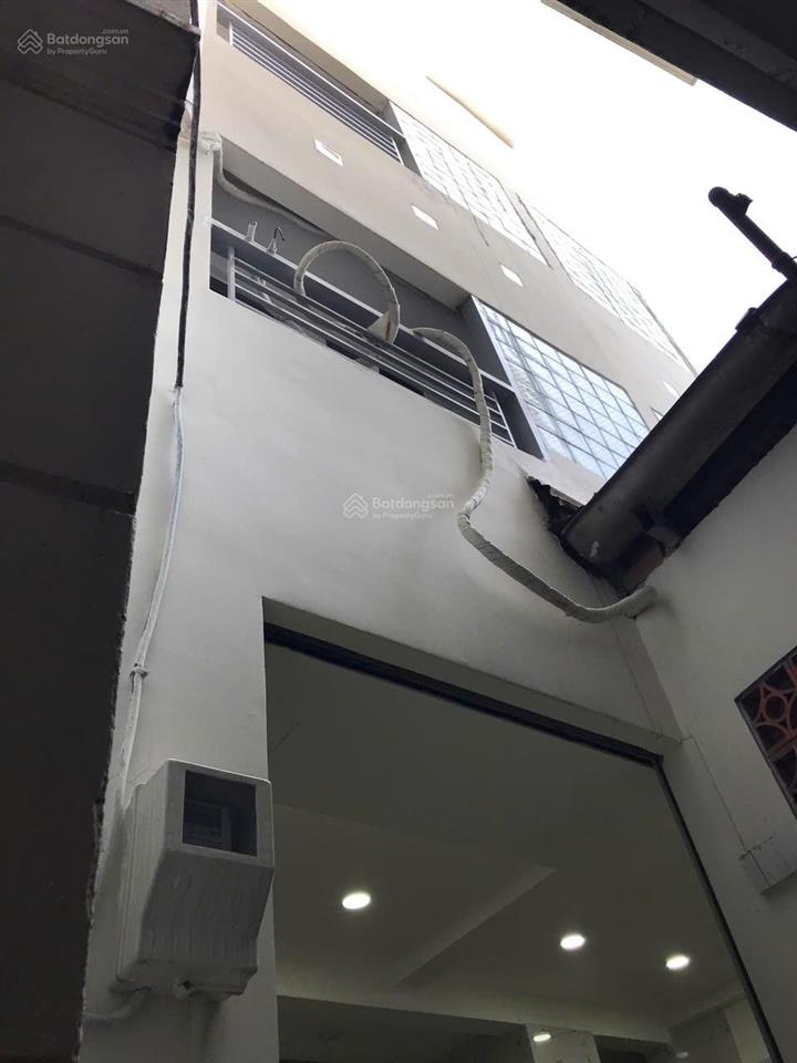 Nhà đẹp giá tốt trung tâm q5  nhà 3 tầng, có sân thượng view thành phố  hợp đồng thuê 20 triệu